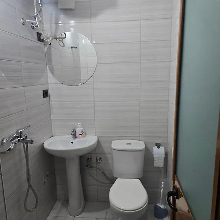 Grand Ξενοδοχείο Τίρανα