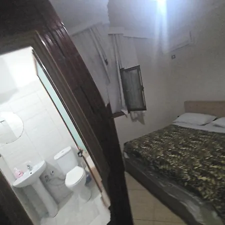 Otel Grand Tiran
